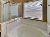 2306 Hollyfield Lane - Photo 14