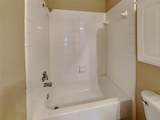 2306 Hollyfield Lane - Photo 21