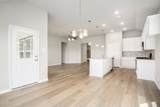 2102 Twin Lakes Boulevard - Photo 4