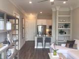 2111 Austin Street - Photo 3