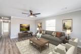 725 10th Street - Photo 4
