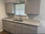 1526 East Avenue - Photo 22