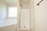 3906 Hollow Cove Lane - Photo 19