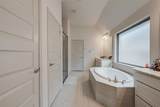 6610 Redwing Court - Photo 44