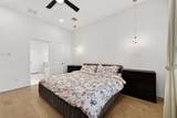 19335 Hackberry Hollow Trail - Photo 20