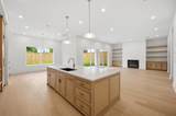 609 25th Street - Photo 8
