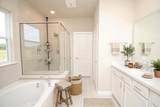 8326 Oakland Heights Lane - Photo 31
