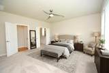 8326 Oakland Heights Lane - Photo 32