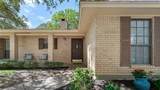 113 Suffolk Lane - Photo 4