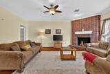 1306 Gabriel River Circle - Photo 14