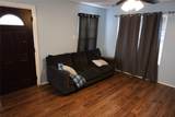 1009 Caplin Street - Photo 15