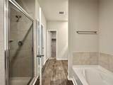 5410 Pembrokeshire Circle - Photo 14
