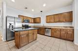 607 Travis Street - Photo 12