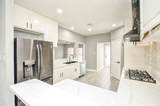 9211 Abbey Chase Lane - Photo 9