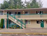 907 Simpson Avenue - Photo 4