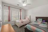 7622 Crestbrook Manor Lane - Photo 16