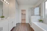 30822 Lake Spur Manor - Photo 33