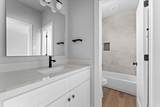 2183 Mansfield - Photo 16
