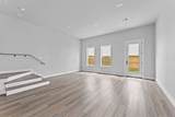 2183 Mansfield - Photo 2