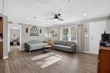 10 Oakwood Drive - Photo 5
