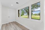 15806 Lakeview Drive - Photo 21