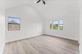 15806 Lakeview Drive - Photo 30