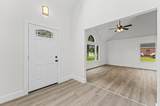 15806 Lakeview Drive - Photo 9