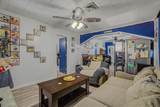 805 Trinity Street - Photo 5