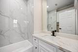 1002 Island View - Photo 21