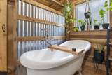 1823 Will Scarlett Street - Photo 22