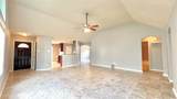 2102 Indian Clearing Trail - Photo 3