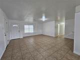 207 Shadow Oaks Drive - Photo 8