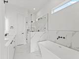 1604 Mary Street - Photo 20