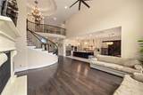 8527 Woods Hollow Trail - Photo 6