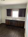 1107 Avenue A - Photo 7