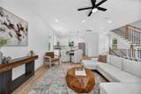 316 Walthall - Photo 3
