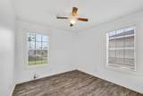 402 Meters Street - Photo 15
