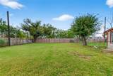 402 Meters Street - Photo 21