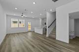 958 Green Vines Lane - Photo 5