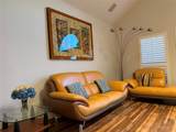 9833 Marlink - Photo 4