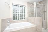 10430 Sanibel Falls Court - Photo 19