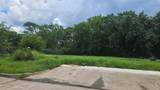 200 Avenue L - Photo 2