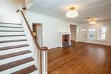 610 Hyde Park Boulevard - Photo 4