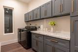 915 Thompson Street - Photo 26
