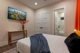 915 Thompson Street - Photo 43