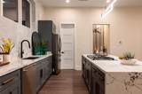 915 Thompson Street - Photo 45