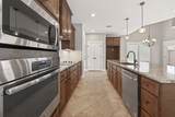 912 Roberts Street - Photo 10