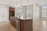 912 Roberts Street - Photo 9