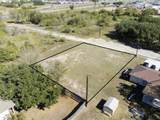 305 & 307 Upton Avenue - Photo 6