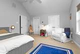 270 Green Boulevard - Photo 31